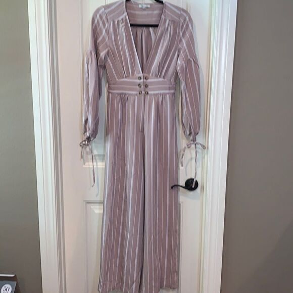 Unbranded Pants - The Clothing Company dusty pink striped pantsuit/jumpsuit, small